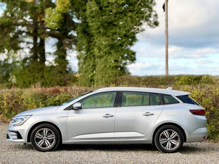 2021 Renault Megane - photo 11