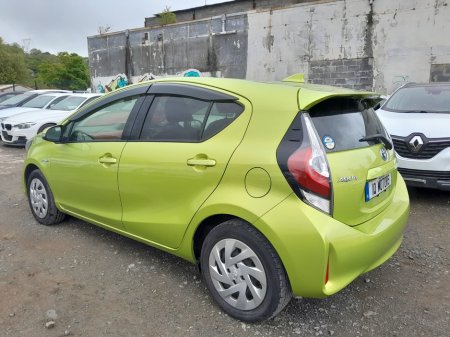 2017 Toyota Aqua - photo 6