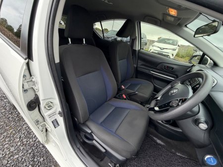 2019 Toyota Aqua - photo 22