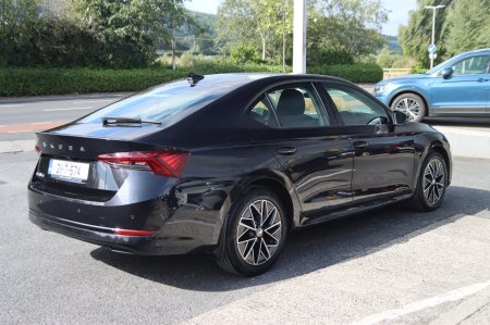 2021 Skoda Octavia - photo 8