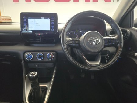 2023 Toyota Yaris - photo 7