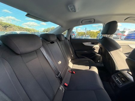 2017 Audi A4 - photo 33
