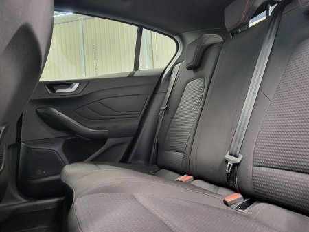 2019 Ford Focus - photo 10