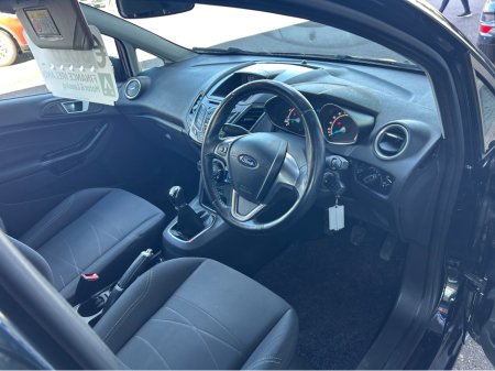 2017 Ford Fiesta - photo 5