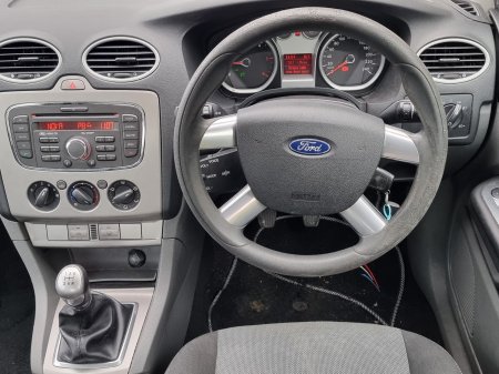 2011 Ford Focus - photo 16