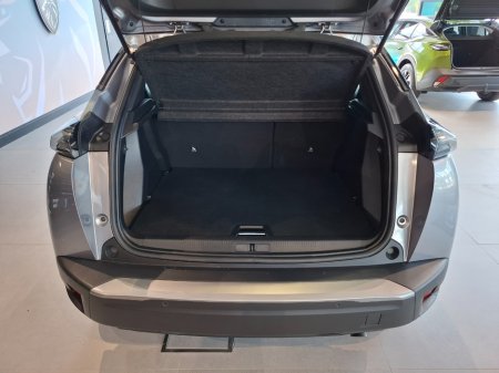 2025 Peugeot 2008 - photo 3