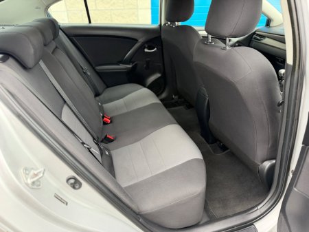 2016 Toyota Avensis - photo 7