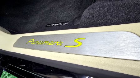 2016 Porsche Panamera - photo 28
