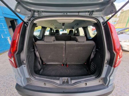 2025 Dacia Jogger - photo 18