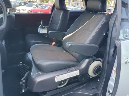 2017 Toyota Estima - photo 29