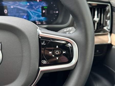 2025 Volvo XC90 - photo 33