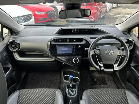 2017 Toyota Aqua - photo 15