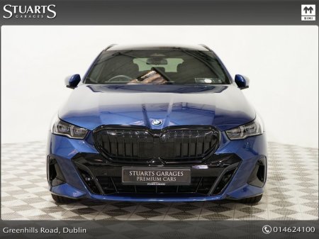 2025 BMW 5-Series - photo 7