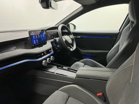 2026 Skoda Superb - photo 4