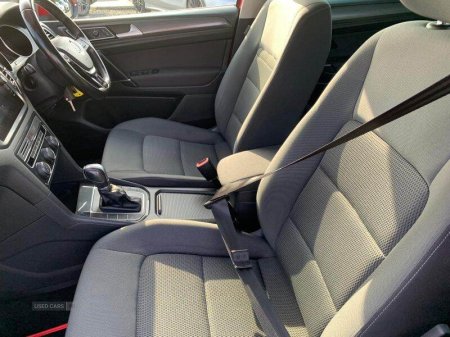 2019 Volkswagen Golf - photo 9