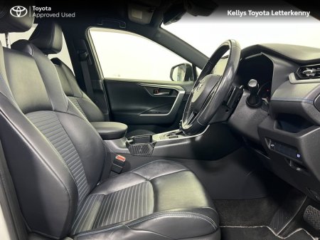 2019 Toyota RAV4 - photo 12