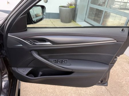 2021 BMW 5-Series - photo 14