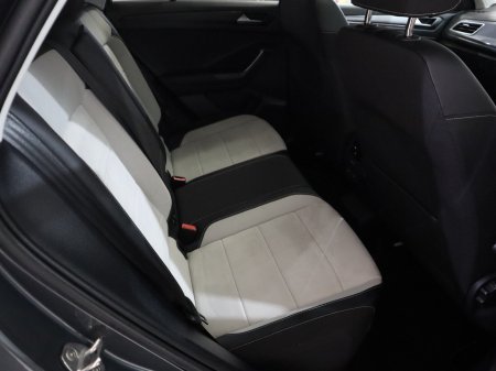 2023 Volkswagen T-Roc - photo 27