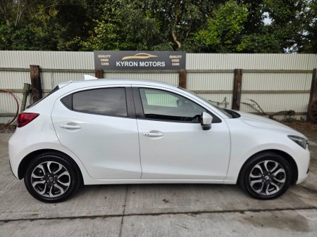 2016 Mazda Demio - photo 4