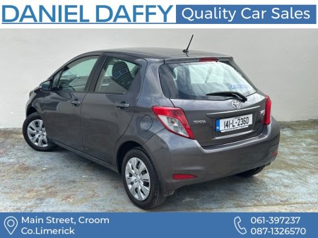 2014 Toyota Yaris - photo 3
