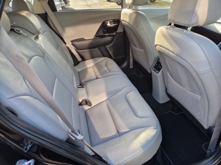 2021 Kia Niro - photo 13