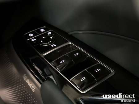 2025 Cadillac Lyriq - photo 20