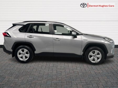 2021 Toyota RAV4 - photo 3