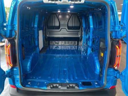 2026 Ford Transit Custom - photo 9