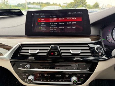 2018 BMW 5-Series - photo 12