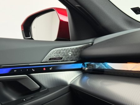 2025 BMW 5-Series - photo 15