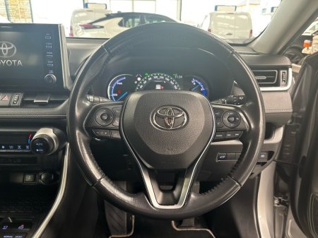 2021 Toyota RAV4 - photo 9