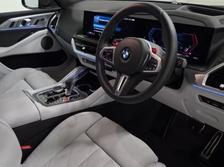 2026 BMW XM - photo 6