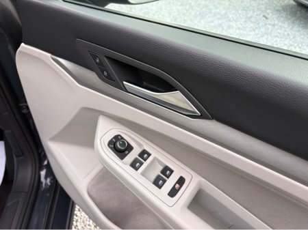 2022 Volkswagen Golf - photo 11