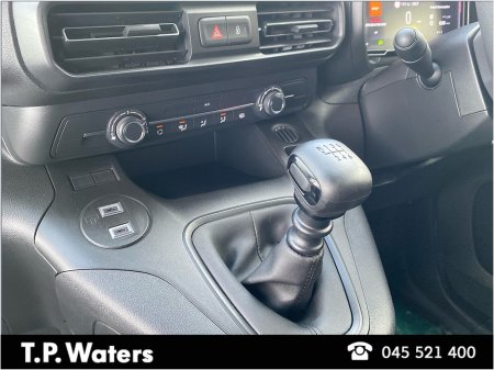 2025 Fiat Doblo - photo 9