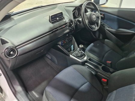 2015 Mazda Mazda2 - photo 20