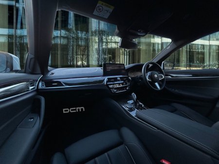 2020 BMW 5-Series - photo 12