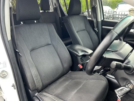 2022 Toyota Hilux - photo 18