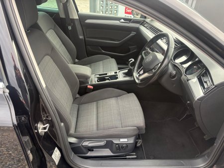 2021 Volkswagen Passat - photo 10