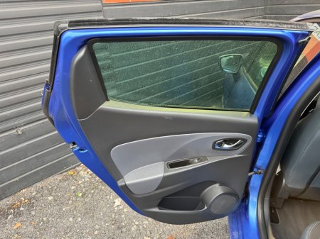 2014 Renault Clio - photo 17