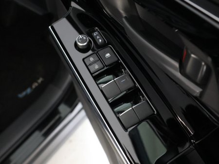 2023 Toyota bZ4X - photo 18