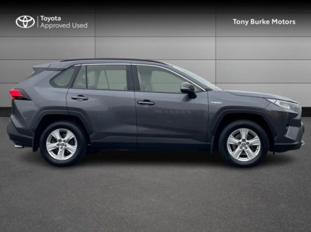 2021 Toyota RAV4 - photo 3