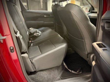 2026 Toyota Hilux - photo 10