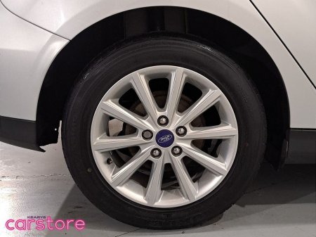 2018 Ford Focus - photo 14