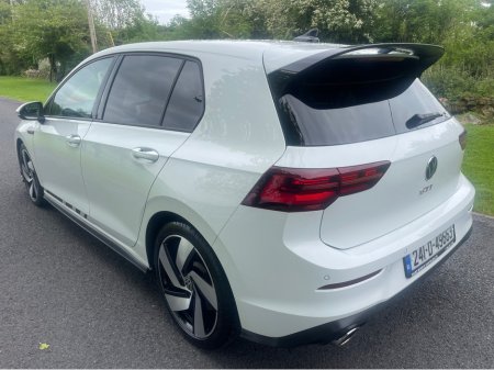 2024 Volkswagen Golf - photo 4