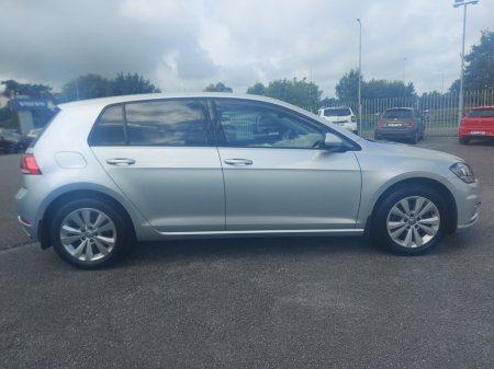 2019 Volkswagen Golf - photo 4