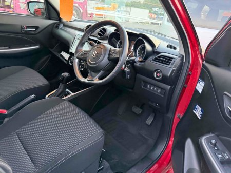 2017 Suzuki Swift - photo 3
