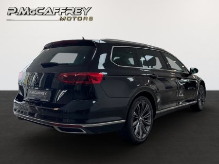 2021 Volkswagen Passat - photo 5