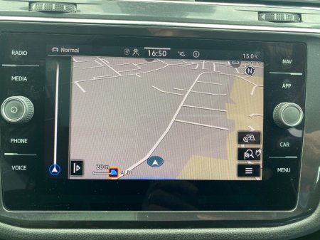 2021 Volkswagen Tiguan - photo 30