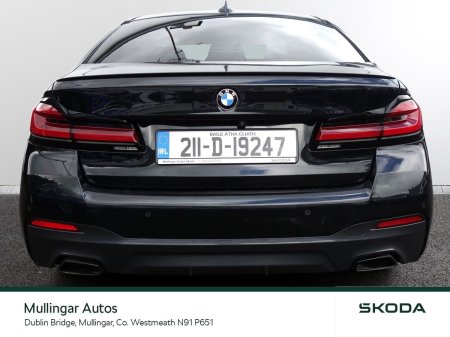 2021 BMW 5-Series - photo 12