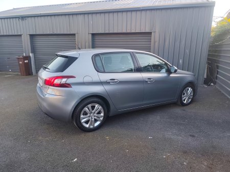 2016 Peugeot 308 - photo 18